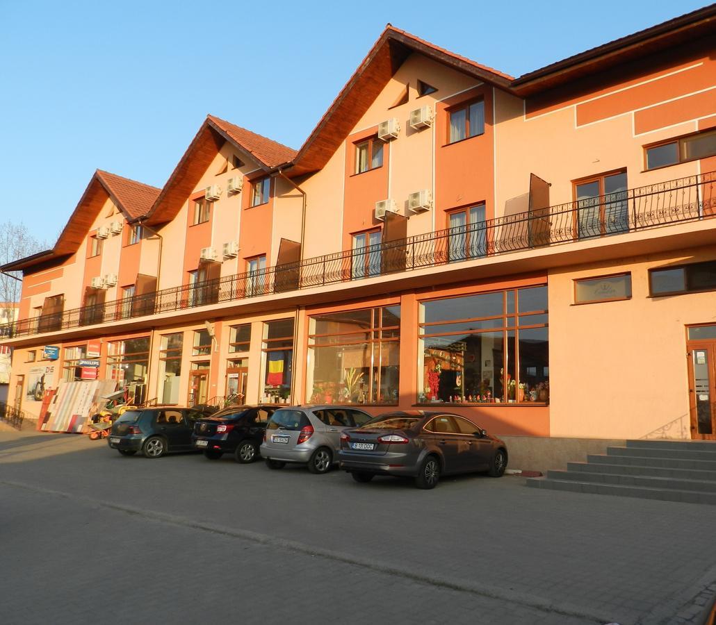 Hotel Condor Oravita Ngoại thất bức ảnh