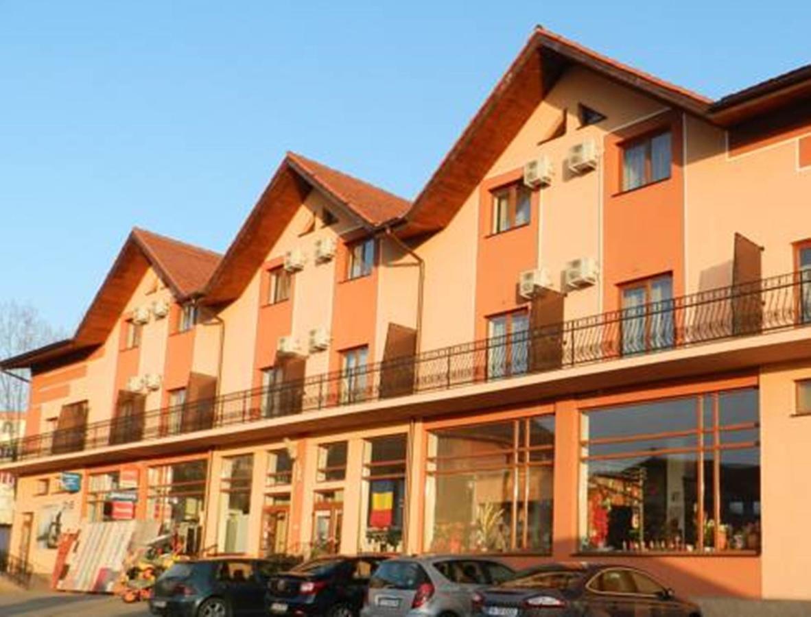 Hotel Condor Oravita Ngoại thất bức ảnh