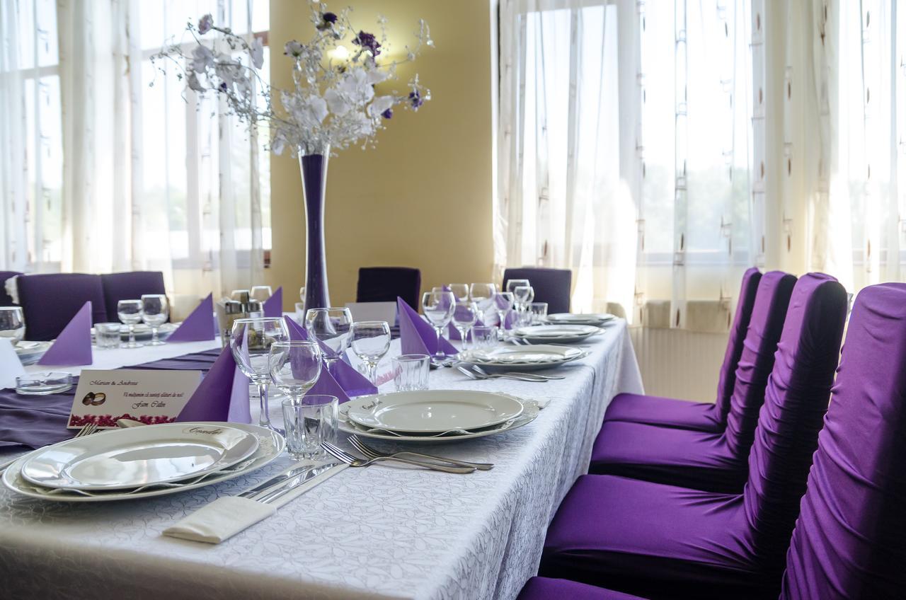Hotel Condor Oravita Ngoại thất bức ảnh
