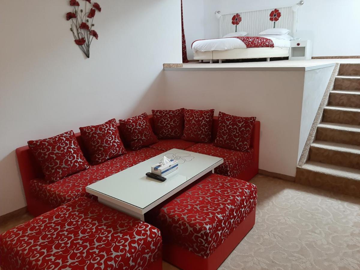 Hotel Condor Oravita Ngoại thất bức ảnh