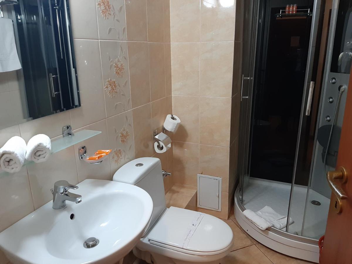 Hotel Condor Oravita Ngoại thất bức ảnh