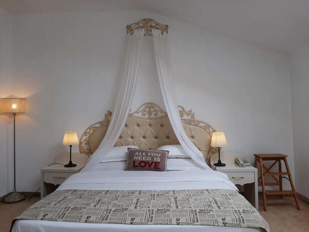 Hotel Condor Oravita Ngoại thất bức ảnh